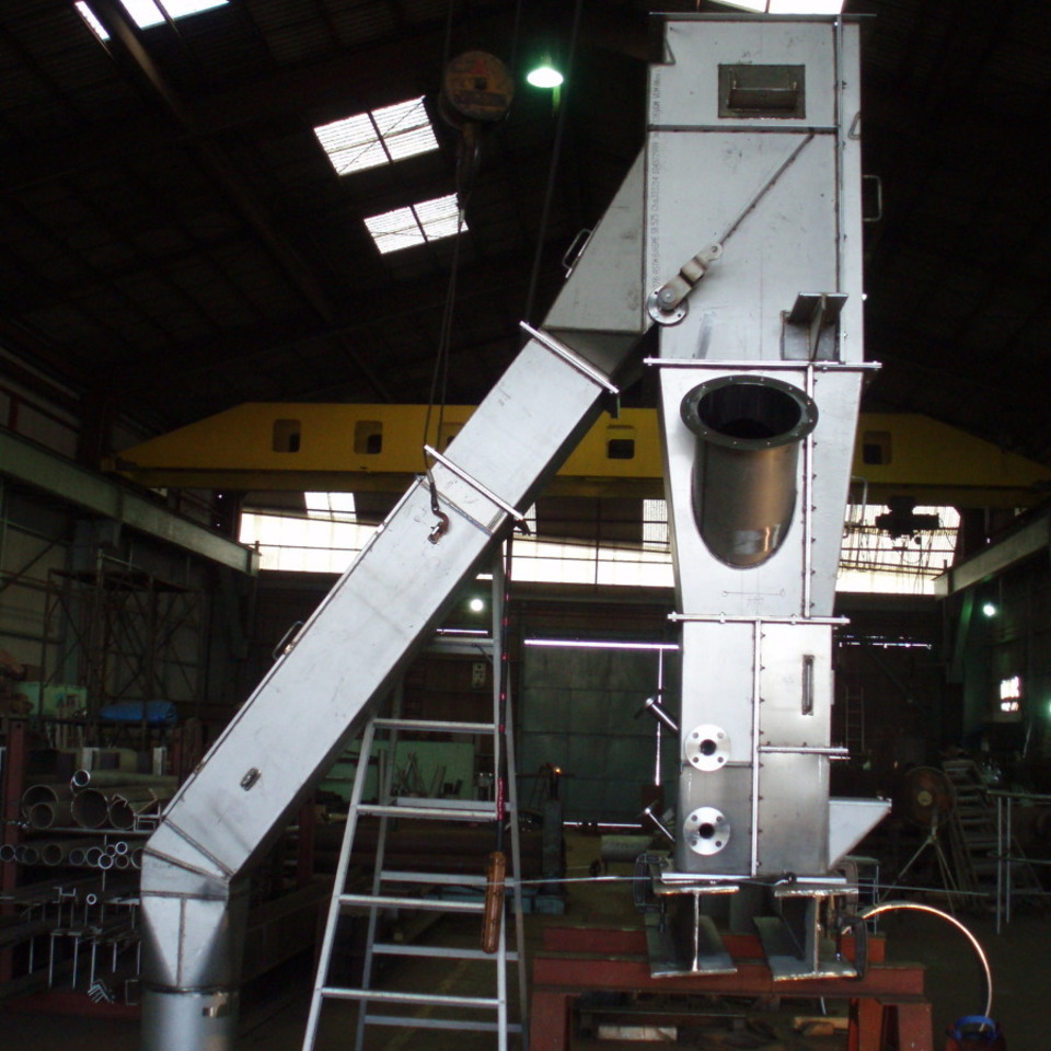 ハステロイ製搬送機の画像